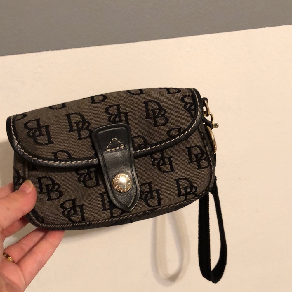 Dooney and Bourke wristlet